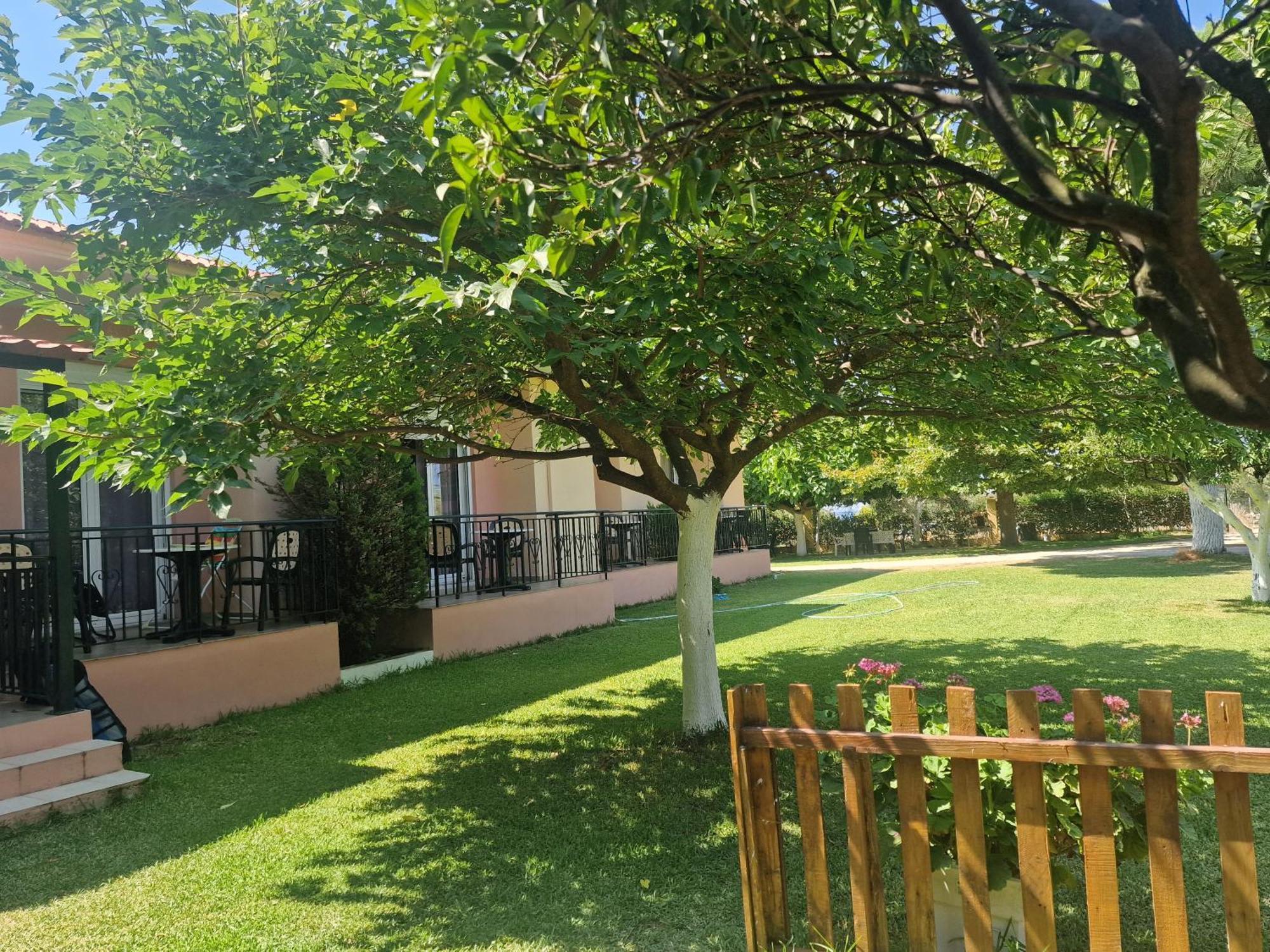 Lemi Apartments Ríza Buitenkant foto